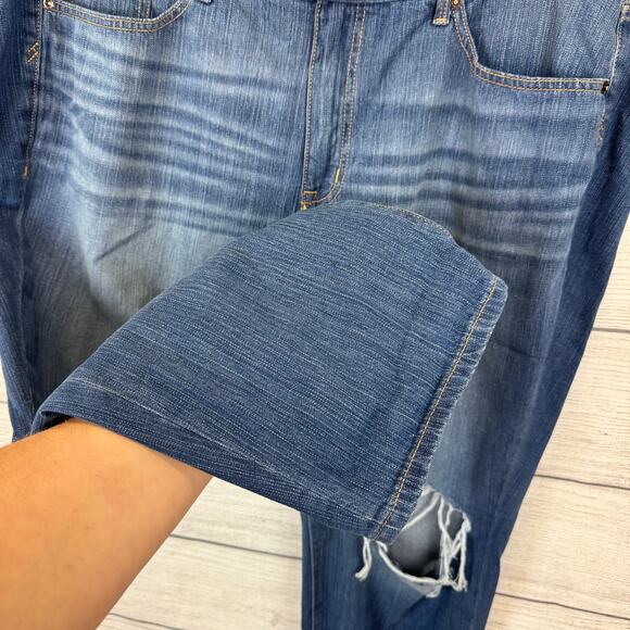 Torrid Plus Size Mid-Rise Stretch Rigid Boyfriend Distressed Jeans Size 26 Short - Picture 3 of 7